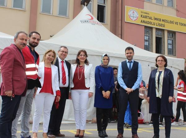 Kartal İMKB Mesleki ve Teknik Anadolu Lisesi´nde Kan Bağışı Kampanyası ve Proje Günleri
